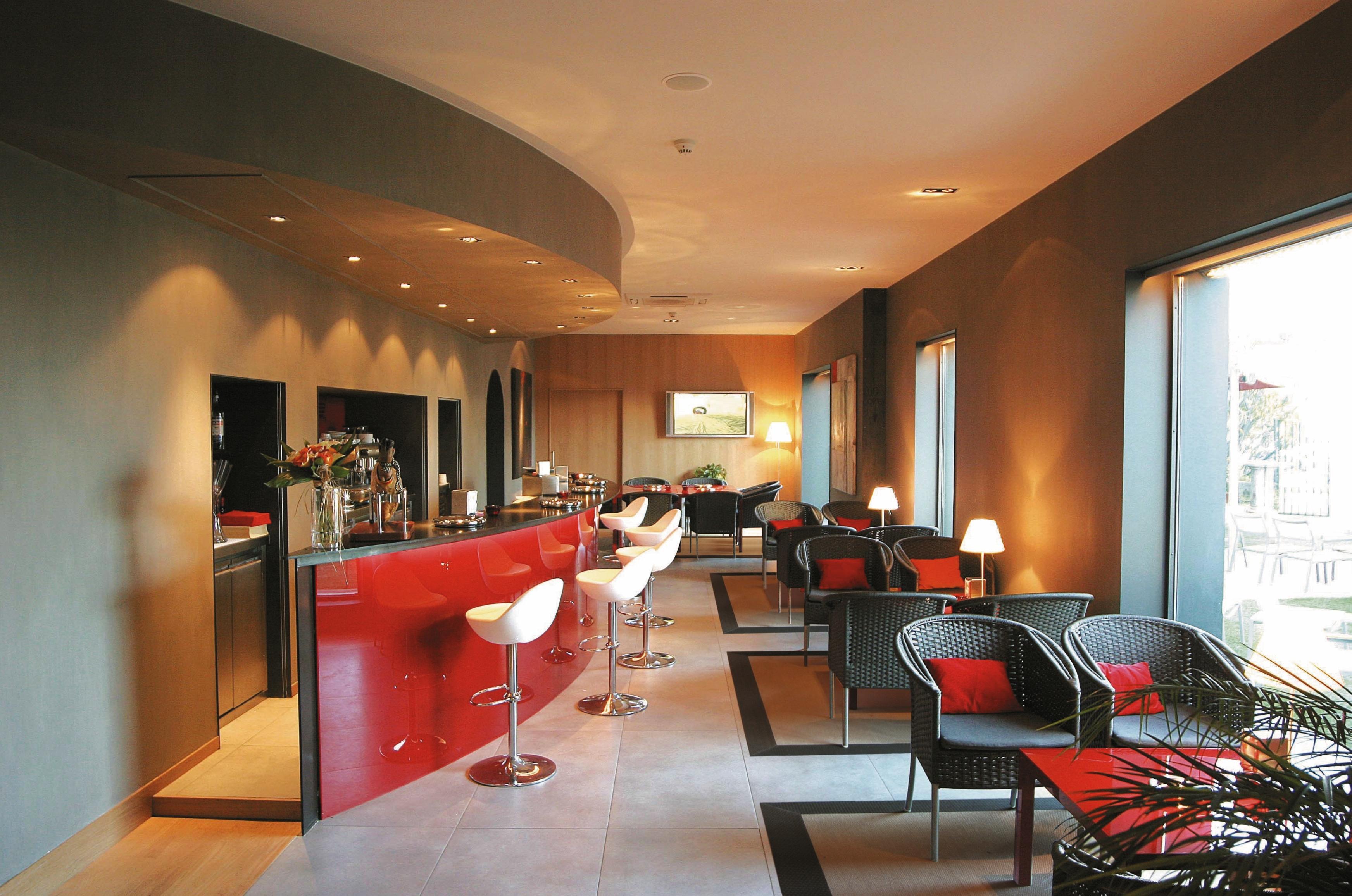 Hotel El Castell Sant Boi de Llobregat Εξωτερικό φωτογραφία