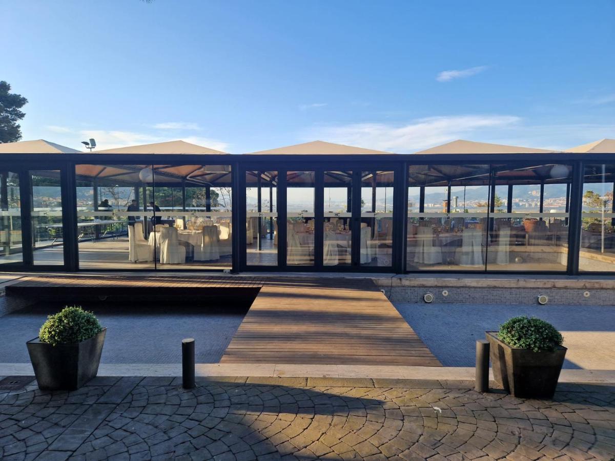 Hotel El Castell Sant Boi de Llobregat Εξωτερικό φωτογραφία