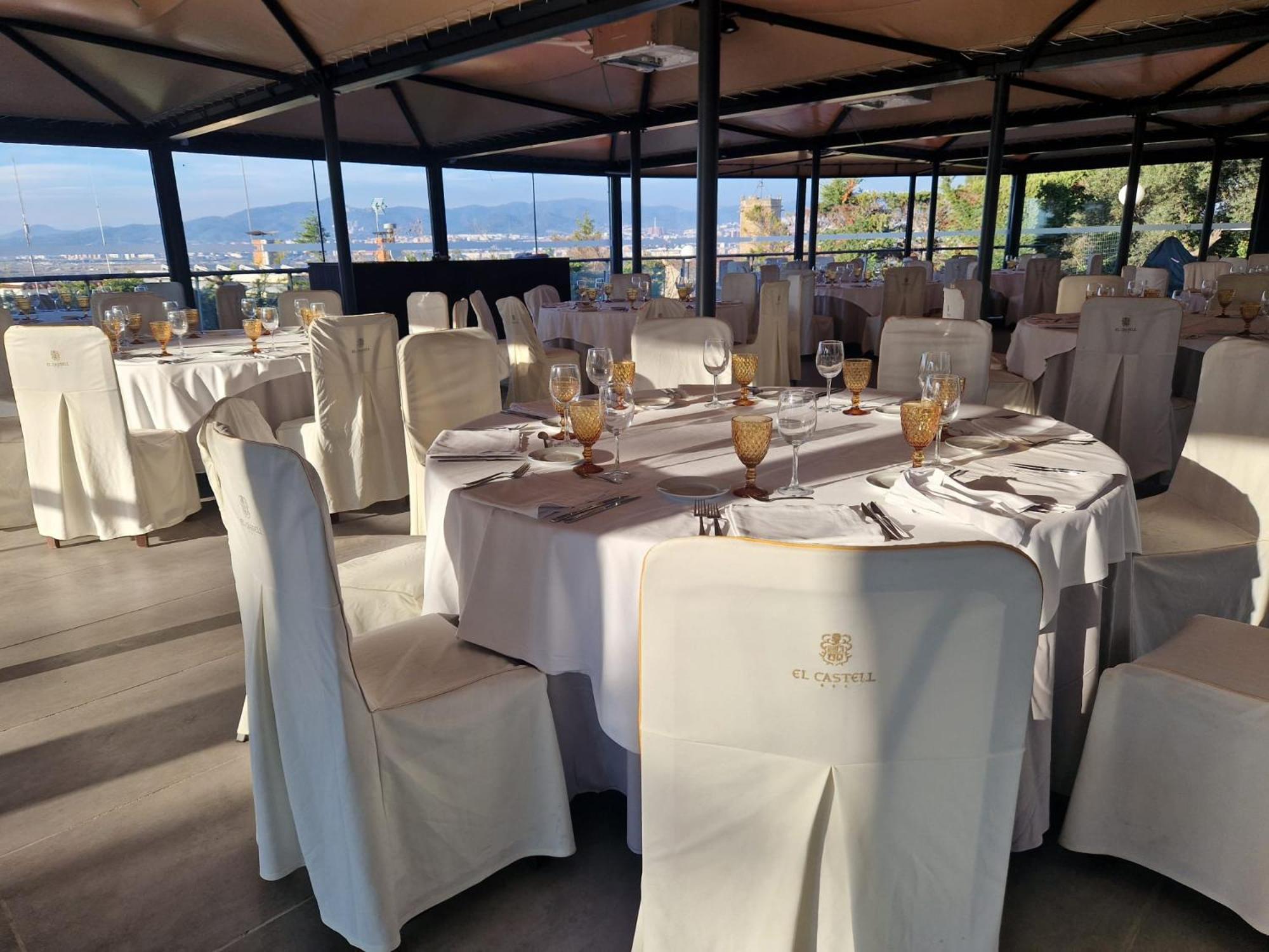 Hotel El Castell Sant Boi de Llobregat Εξωτερικό φωτογραφία