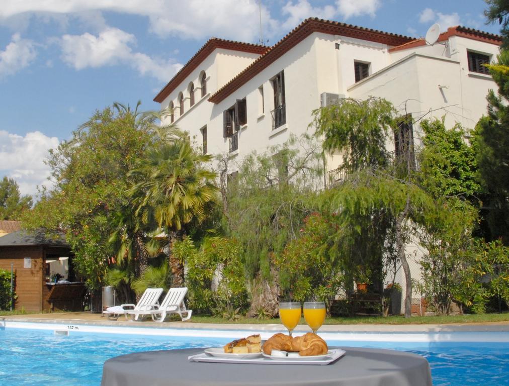 Hotel El Castell Sant Boi de Llobregat Εξωτερικό φωτογραφία